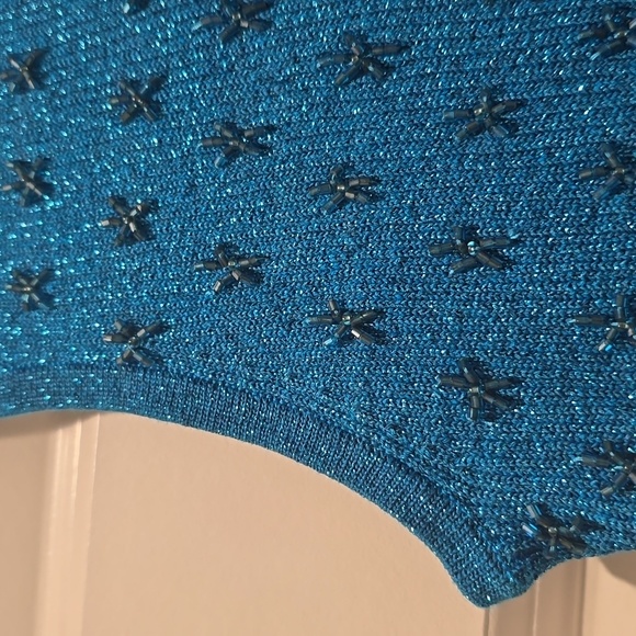 NWT AQUA BLUE BEADED CACHE SLEEVELESS SWEATER. XS - Picture 2 of 7
